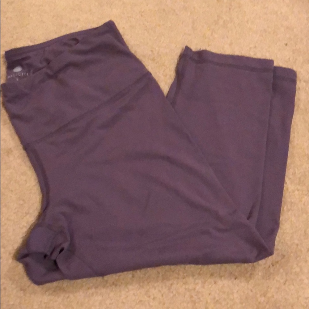 Yoga capris